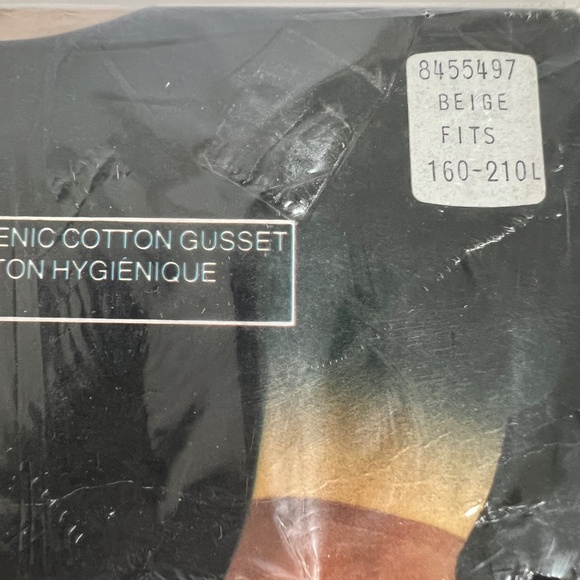 2 Pair Silky Legs Queen Size Panty Hose Hosiery Beige Vintage NOS 260 - 210 lbs - Picture 7 of 8
